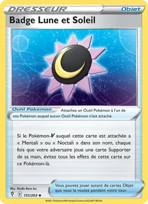 Carte Pokémon Badge Lune et Soleil 151/203, extension Évolution Céleste